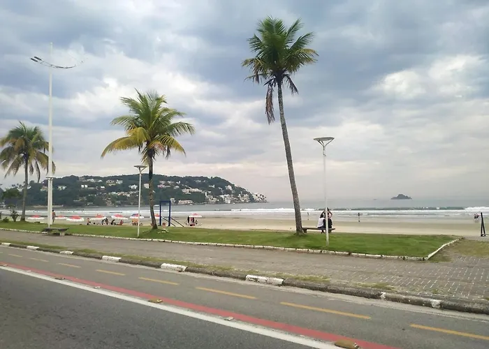Apto C Piscina E Wifi Na Praia Da Enseada -Guarujá